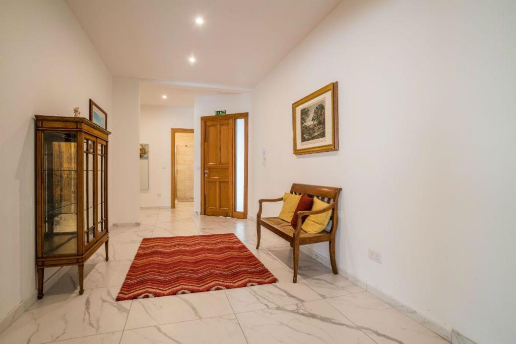 The Sea-Bank Villa Apartments Marsaskala Exterior foto